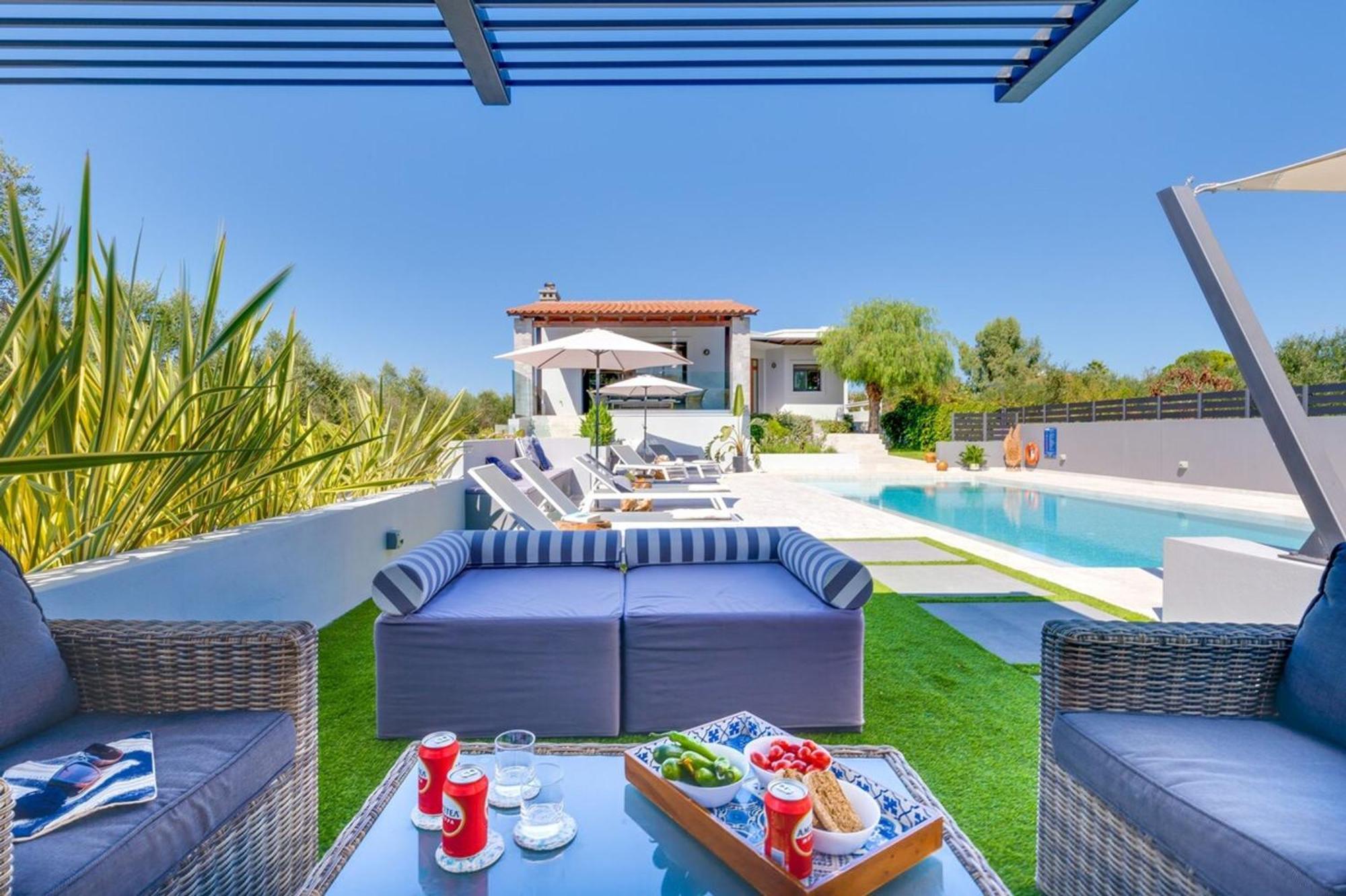 Villa Ampelaki - Premium Villa With Heated Pool Kounoupidhianá Eksteriør bilde